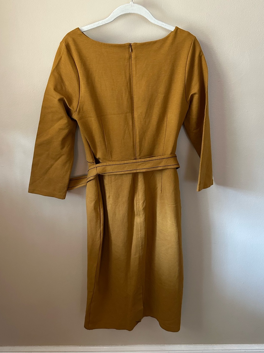 Boden Rosalie Dress with Belt - Picture 7 of 9